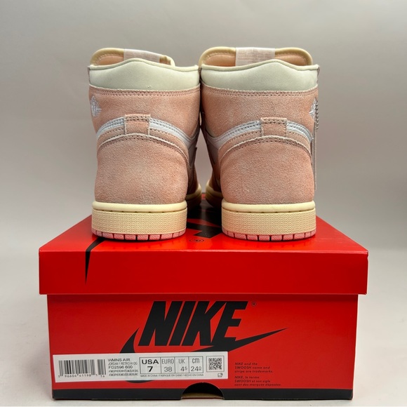 Nike Air Jordan 1 Retro High OG WMNS “Washed Pink” 2023 - Picture 4 of 4
